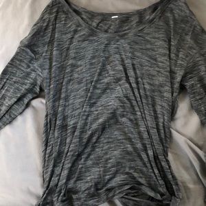 Long sleeve dark heather grey lululemon shirt